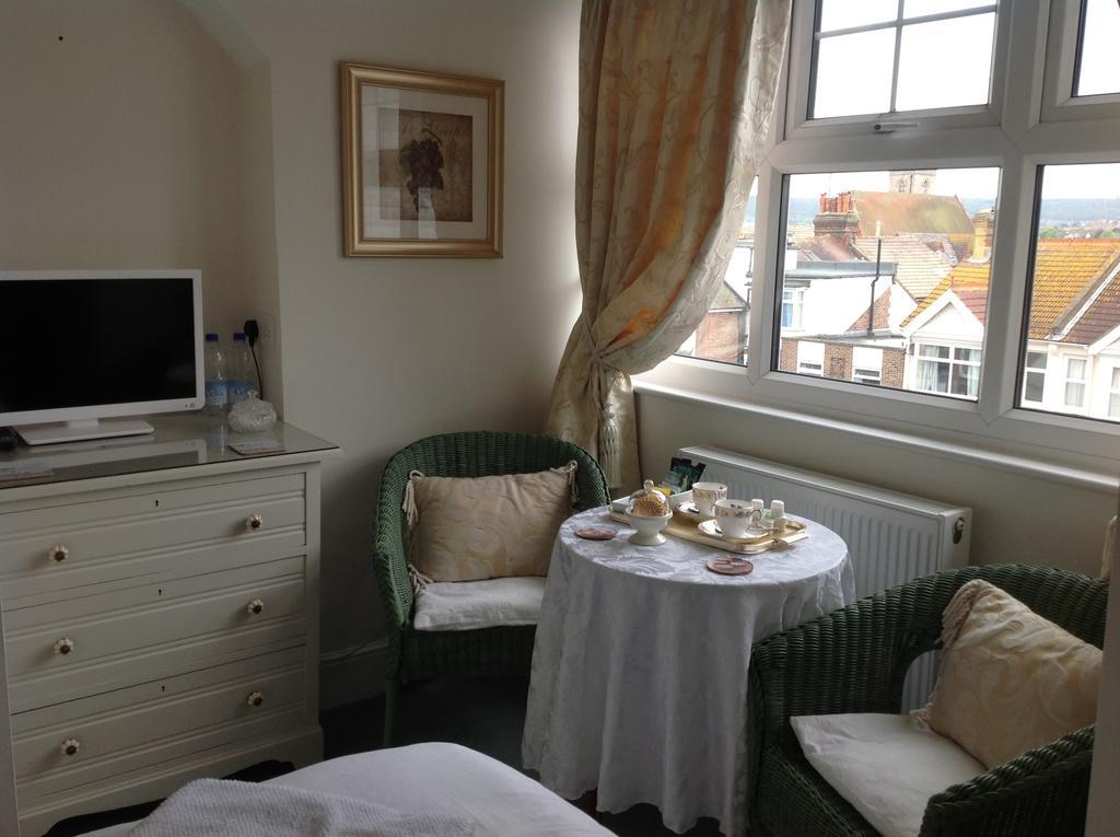 Bassets House Bed and Breakfast Ήστμπορν Εξωτερικό φωτογραφία