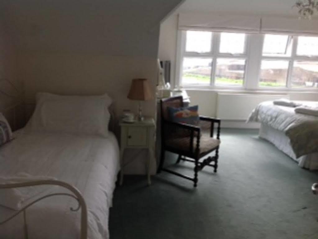 Bassets House Bed and Breakfast Ήστμπορν Εξωτερικό φωτογραφία