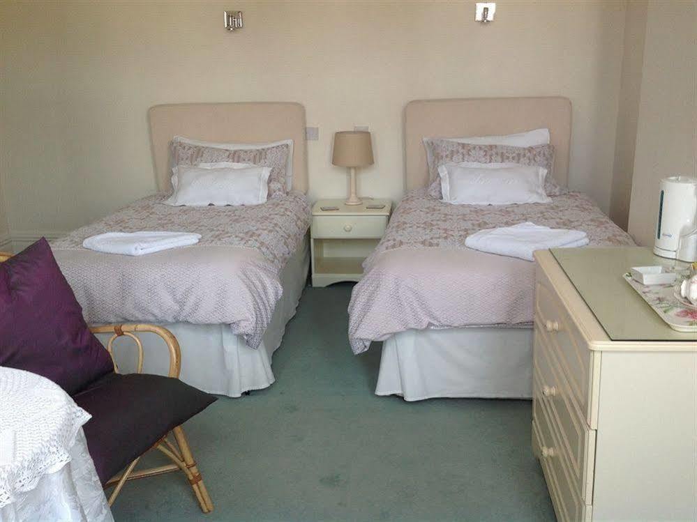 Bassets House Bed and Breakfast Ήστμπορν Εξωτερικό φωτογραφία